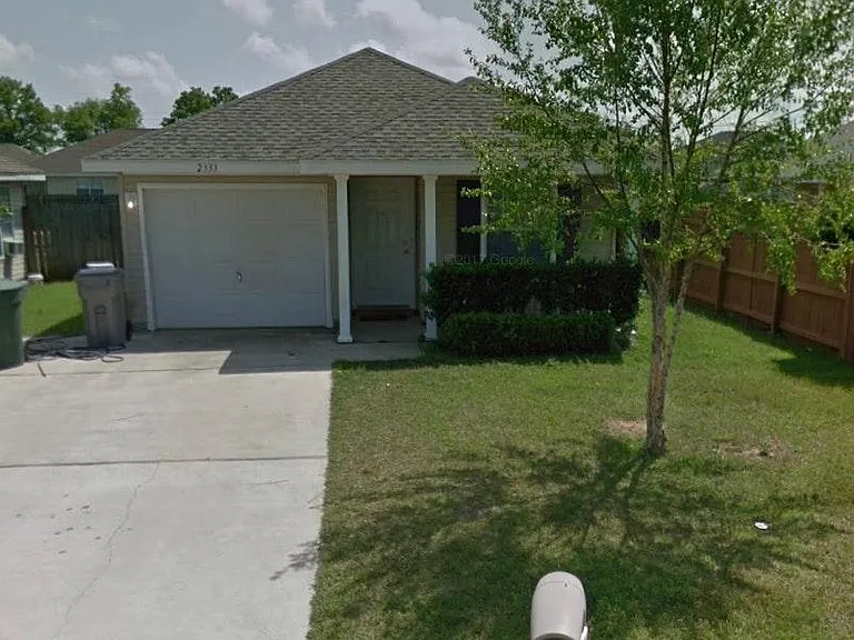 3 Bed,2 Bath Plus Garage