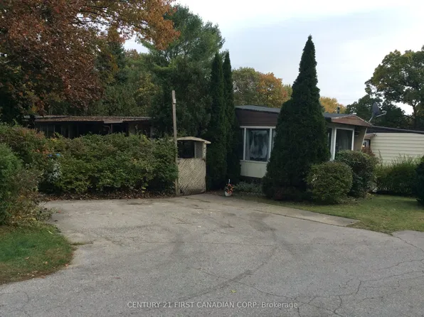 9839 Lakeshore Rd #7, Lambton Shores, ON N0M 1T0