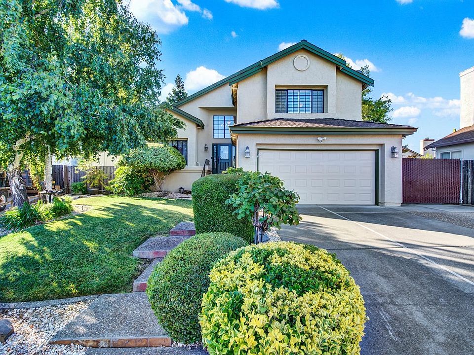 1st image of 1045 Birch Court