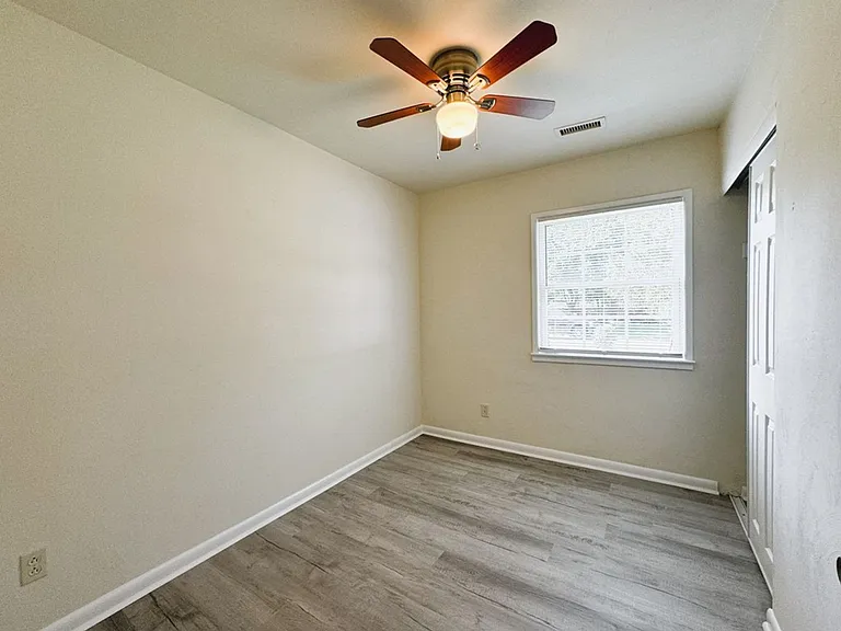 3060 Pewter Rd — Photo 15