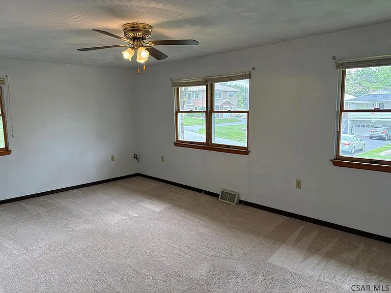 1405 Ocala Ave — Photo 27