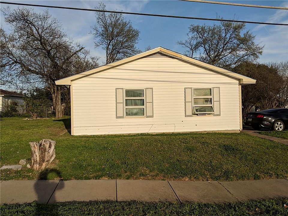 2nd image of 12005 Bellafonte Dr