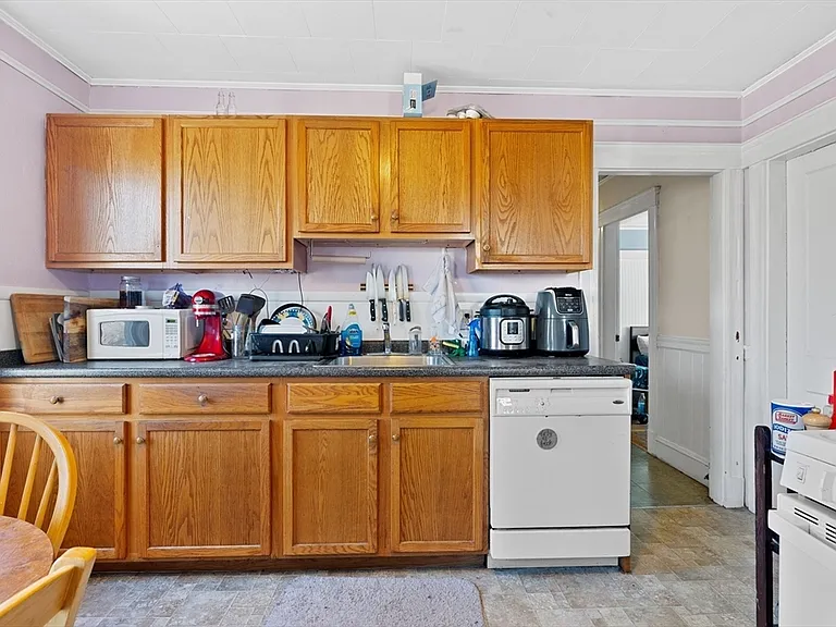 361 Washington St #3 — Photo 11