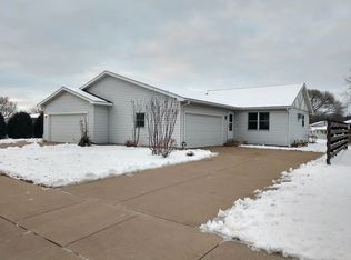 1507 Well St, Onalaska, WI 54650