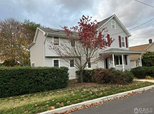 15 Cheesequake Rd, Sayreville, NJ 08872