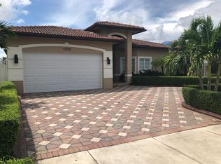 10330 SW 7th Ter, Miami, FL 33174