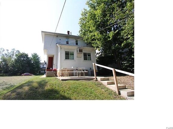 5th image of 41 Fernwood Ave