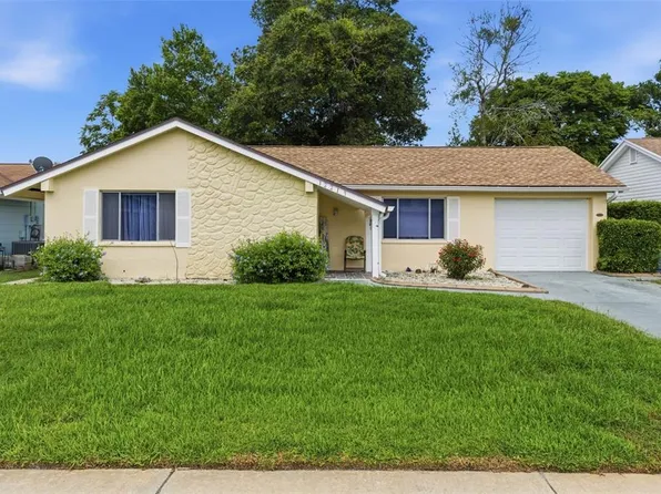 12219 Quail Run Row, Hudson, FL 34667