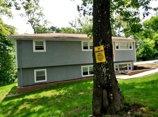 40 Hilda St, Worcester, MA 01606