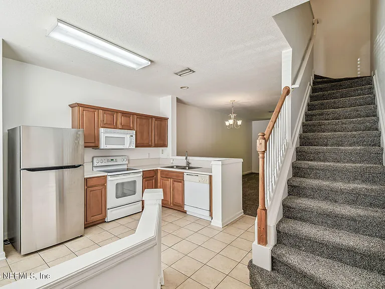 3491 Lone Tree Ln — Photo 6