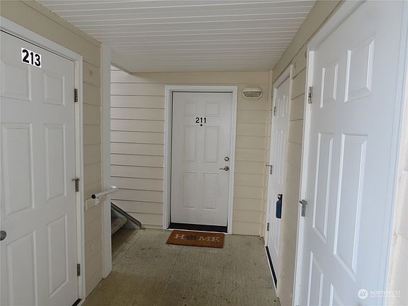 2nd image of 1600 W Ocean Avenue #211