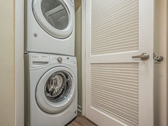 5th image of 1515 E Katella Ave Unit 4175