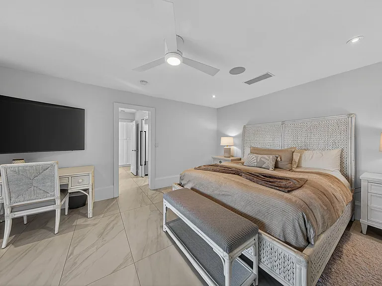3109 NE 42nd Ct — Photo 55