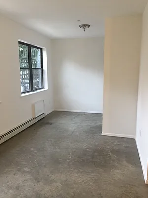 Rented by Flatiron Real Estate Advisors LLC | media 5