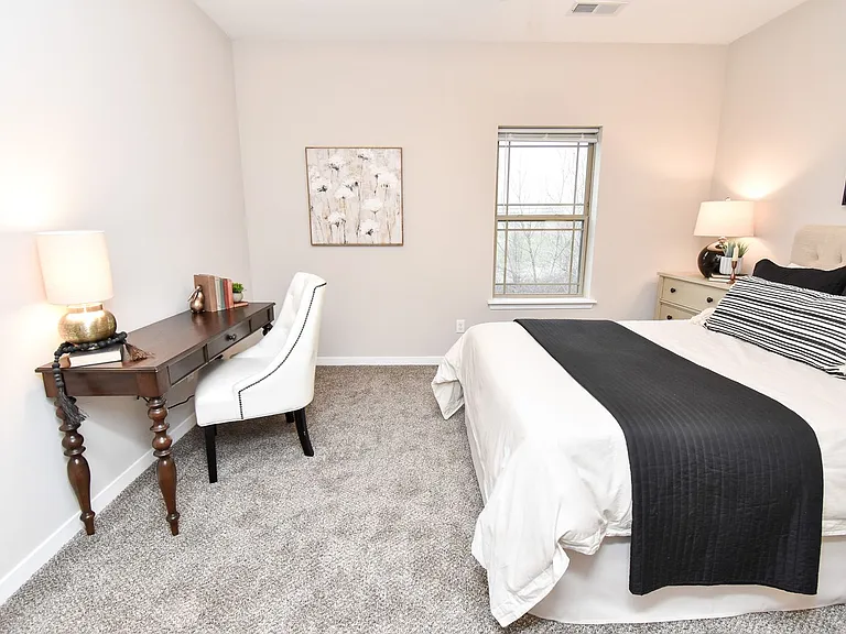 Cypress Ridge Apartments — Photo 31