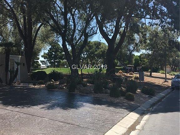 3rd image of 1004 Vegas Valley Dr