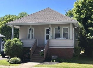 95 Church St, Fairhaven, MA 02719