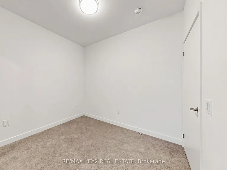 4010 Eglinton Ave W #710 — Photo 24
