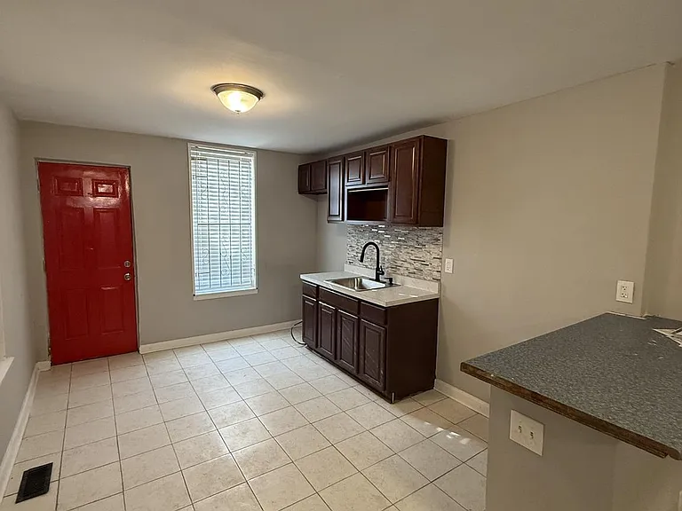 1662 S Conestoga St — Photo 6