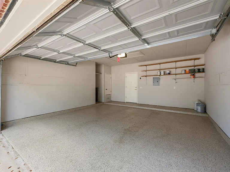 11619 Sonoma Dr — Photo 35