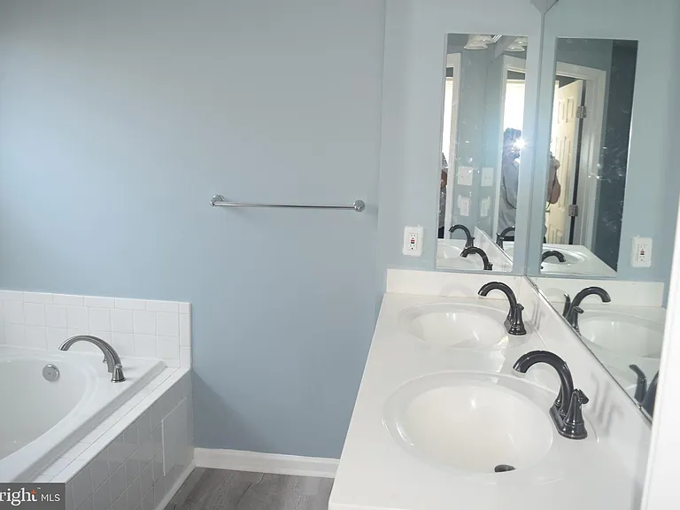326 Larose Dr — Photo 21
