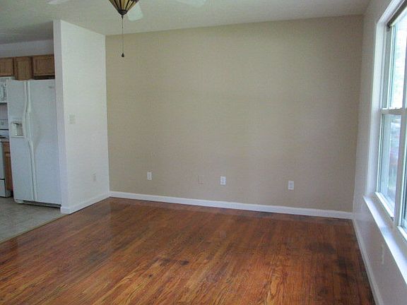 2nd image of 1535 Corum Dr