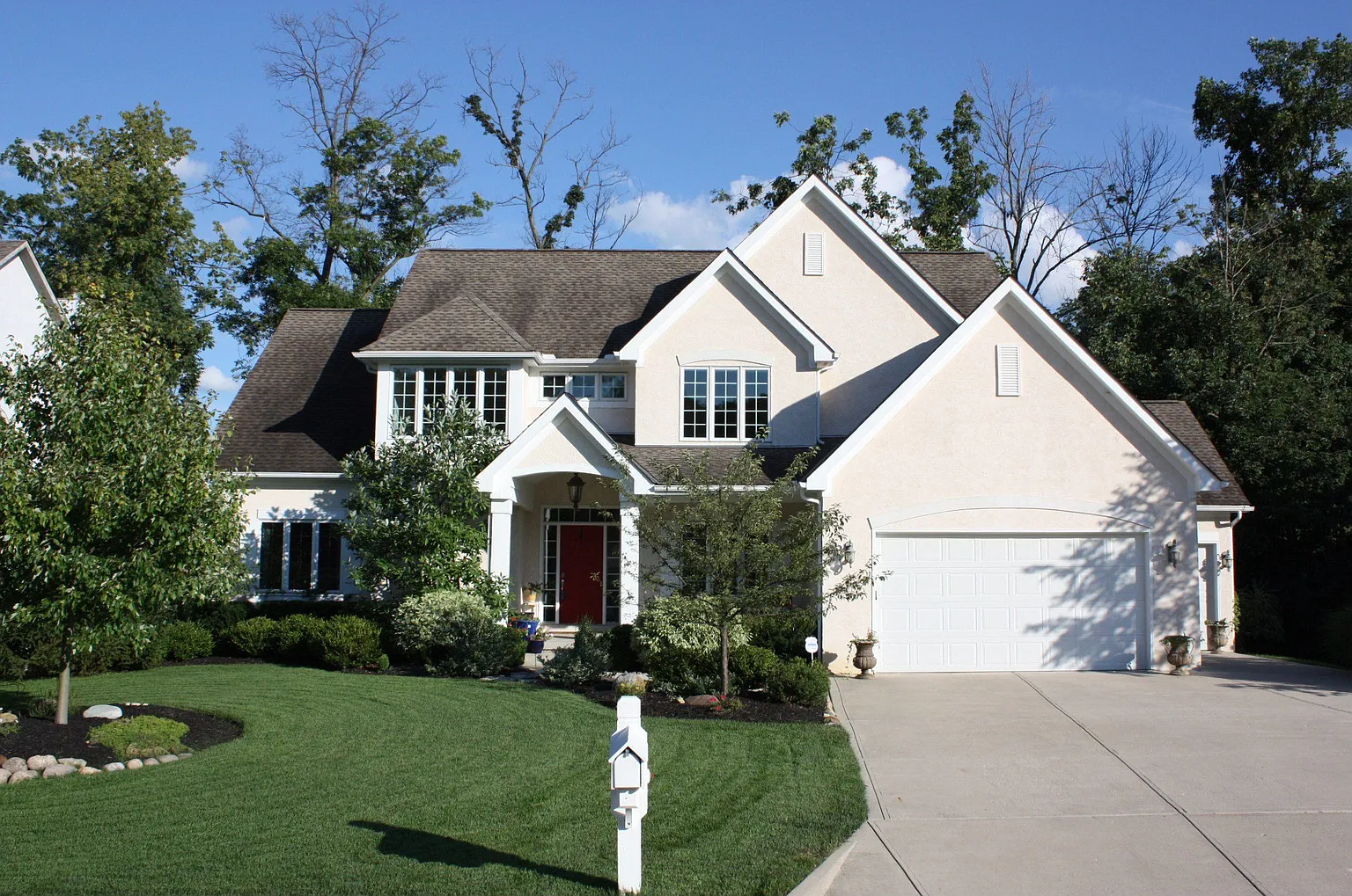 5074 Tralee Ln photo 1