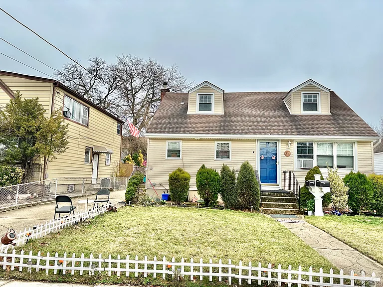 68 Shipherd Ave #2 — Photo 36
