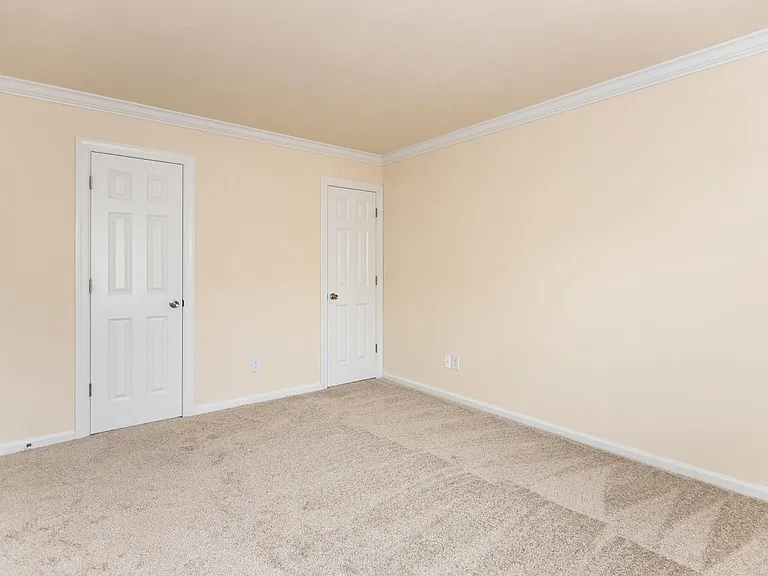 Lake Princess Anne Apartments — Photo 15