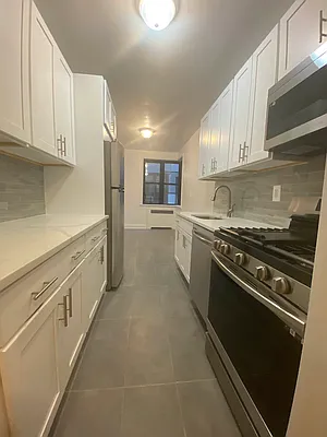 Rented by Queens Apartments Realty LLC | media 6