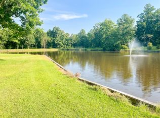 1229 Bojo Cir, Manning, SC 29102