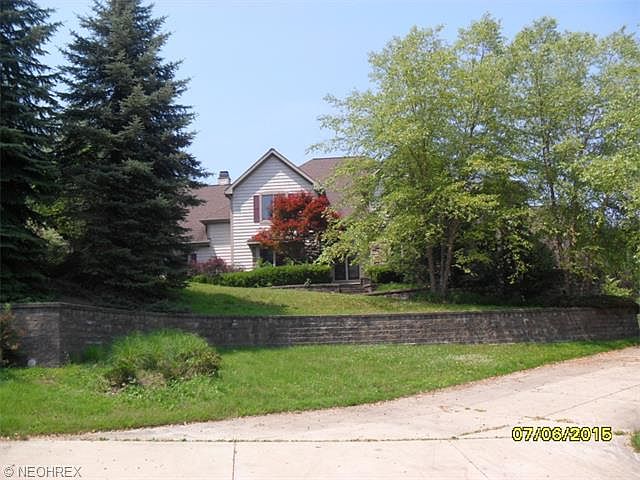 1st image of 769 Village Trl