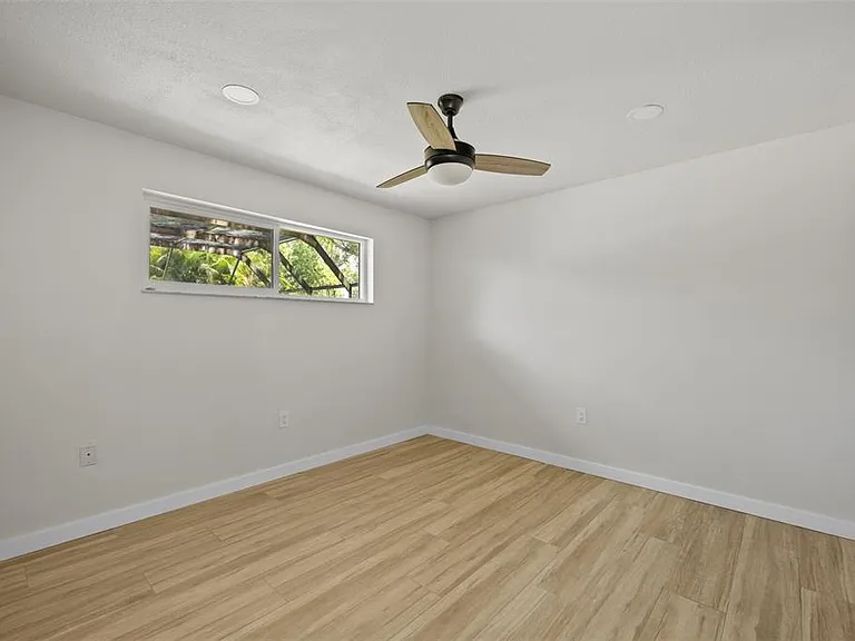 1905 Oro Ct — Photo 25