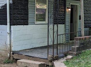 2727 Benbow Ave, Alton, IL 62002