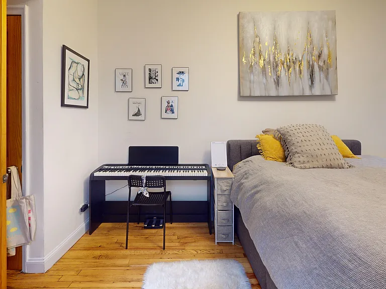 107 W 68th St #3D — Photo 6