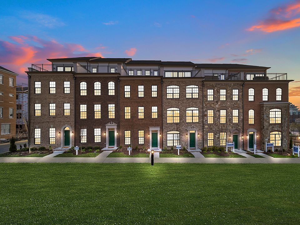 The Monument Series at National Harbor