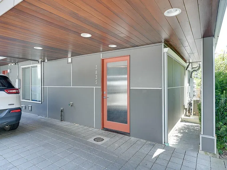 3835 Gilman Ave W — Photo 34