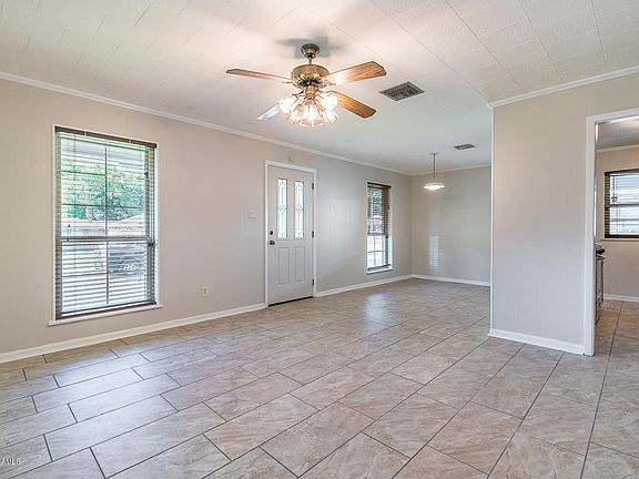 5th image of 206 Vanburen Dr