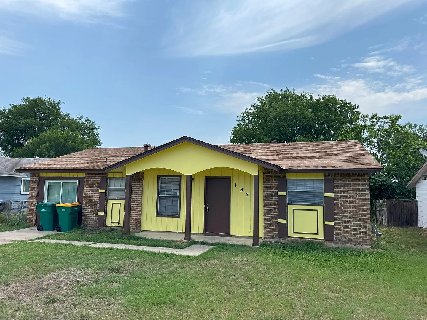 Welcome home to 132 Meadow Way! — Photo 2