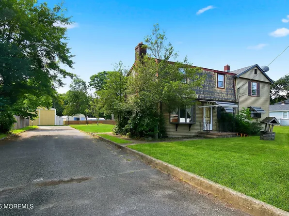 1198 Maxim Southard Road, Howell, NJ 07731