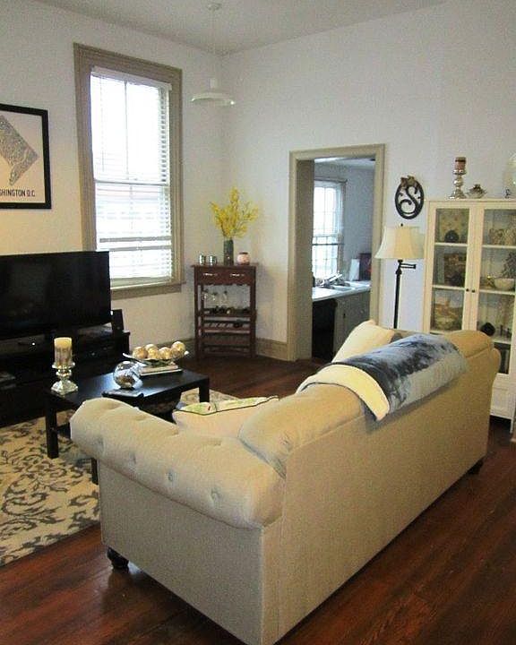 2nd image of 1002 Broad St APT B