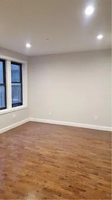 Rented by Arwell Realty | media 7