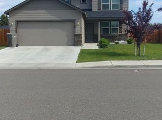 3572 W 11th Pl, Kennewick, WA 99338
