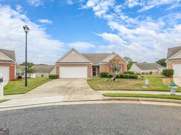 418 Mockingbird Dr, Loganville, GA 30052