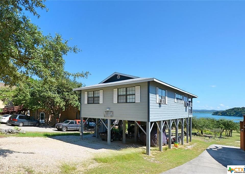 1st image of 2669 Lakeview Dr