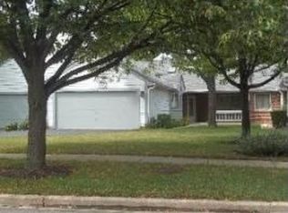 125 S Melbourne Ct, Bloomingdale, IL 60108
