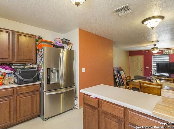 3rd image of 11322 Highcrest Dr