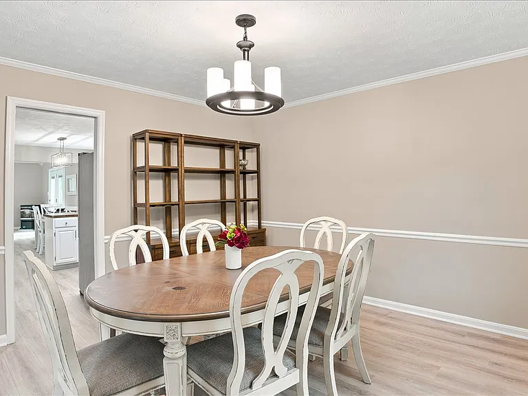 111 Launchris Dr — Photo 77