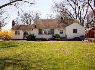 9494 Crow Rd, Litchfield, OH 44253