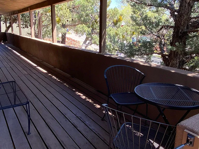 385 Coffee Pot Dr — Photo 24